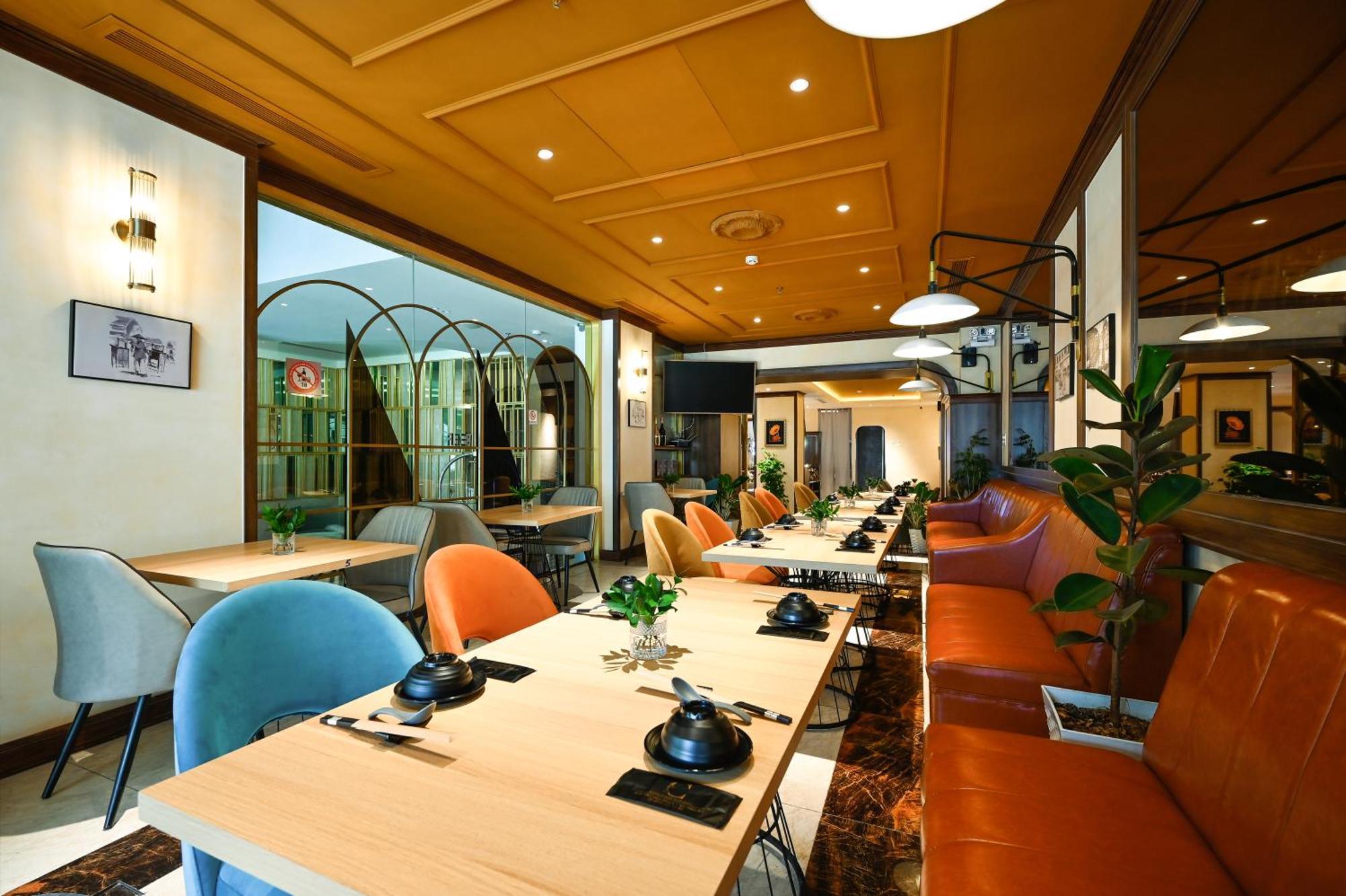 Cicilia City Hotel Saigon Center Cidade de Ho Chi Minh Exterior foto