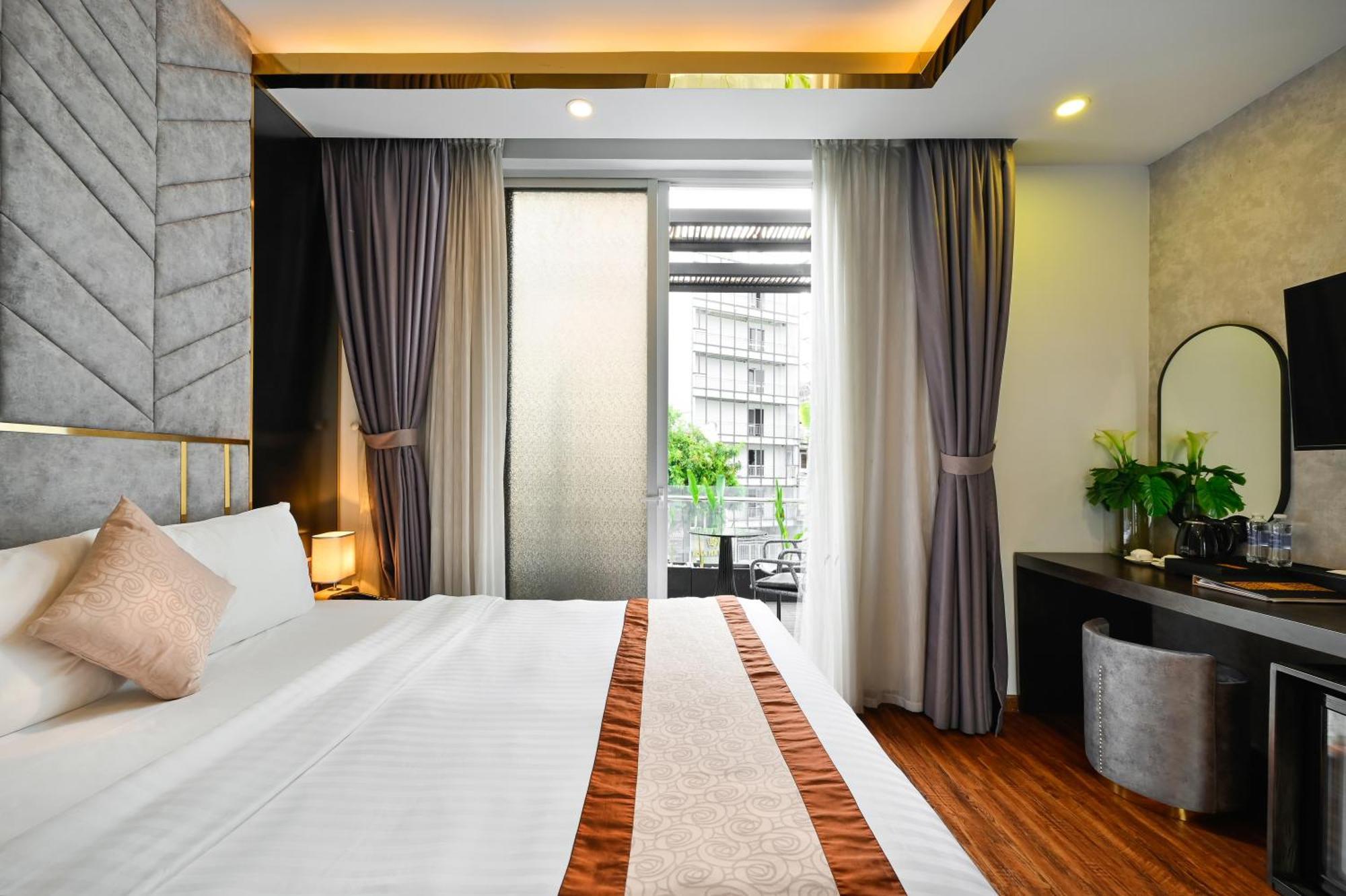 Cicilia City Hotel Saigon Center Cidade de Ho Chi Minh Exterior foto